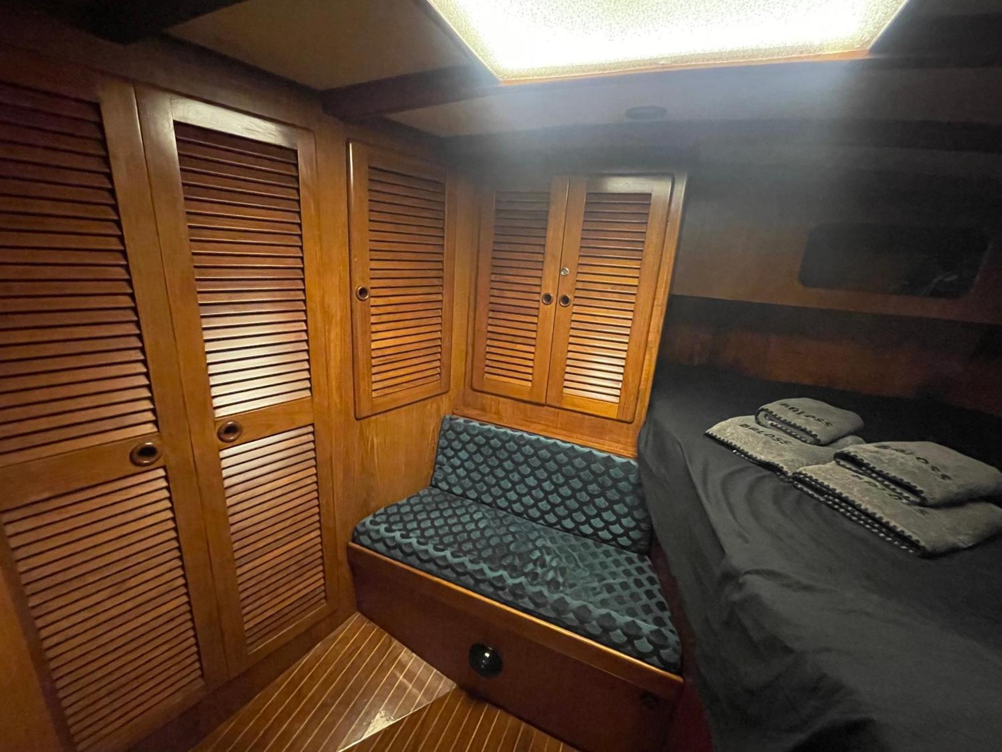 Sailboat B&B On Board Katania Zewnętrze zdjęcie